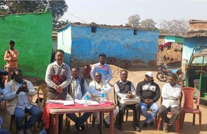Ramgarh : पोचरा में झारखंड भुईयां समाज विकास समिति की बैठक में कमेटी का हुआ गठन...
