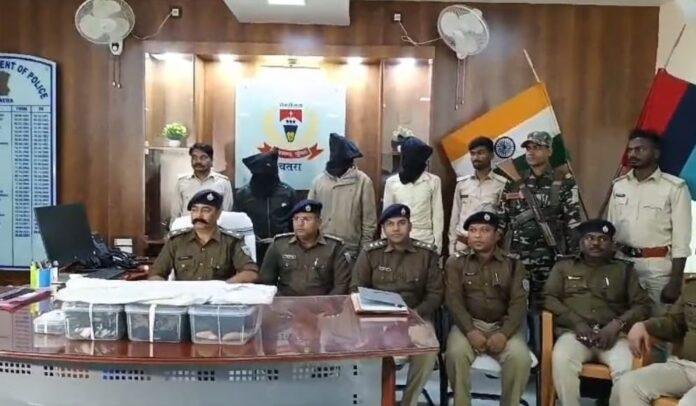 Chatra Breaking : विशुन साव ब्लाईंड मर्डर केस का पर्दाफाश, मुख्य आरोपी सहित इतने धराए...