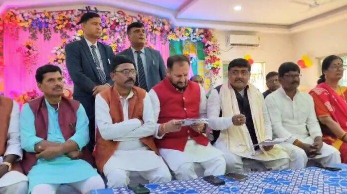 Lalu परिवार पर हमलावर रहे नीरज बबलू, कहा 'चुनाव के दौरान...'