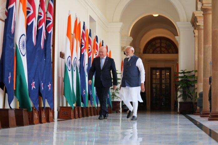 न्यूजीलैंड के PM भारत दौरे पर, भारत के साथ किये कई अहम समझौते न्यूजीलैंड के PM भारत दौरे पर, भारत के साथ किये कई अहम समझौते