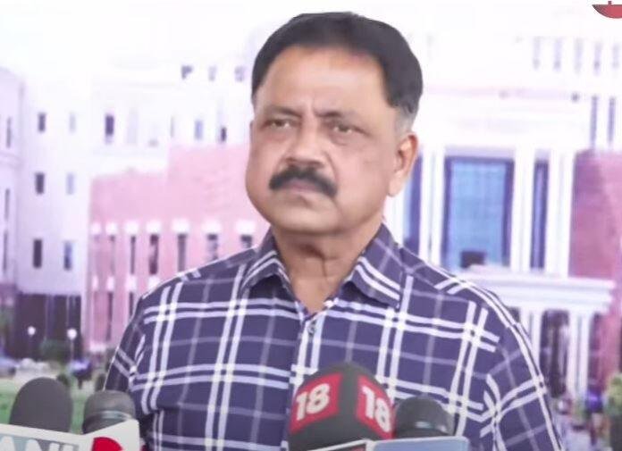 हजारीबाग में रामनवमी पर नॉनवेज बिक्री पर बोले सुदिव्य  'राज्य की व्यवस्था का होगा पालन'