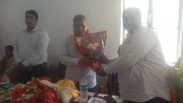 कृषि पदाधिकारी रविंद्र कुमार को दी गई विदाई