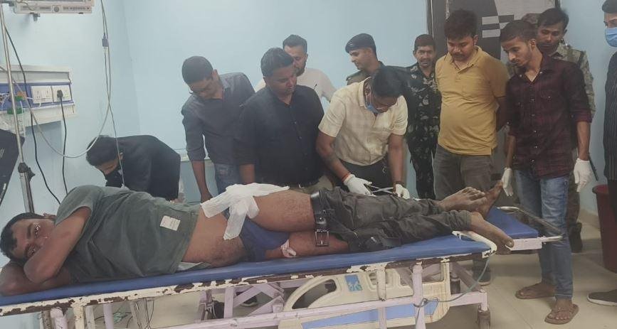 Ara में आभूषण दुकान में अपराधियों ने हथियार के बल पर की लूट, CCTV फुटेज आया सामने