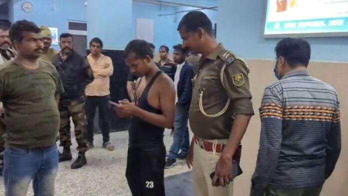 हथियारबंद बदमाशों ने शादी में आए युवक की गोली मारकर की हत्या