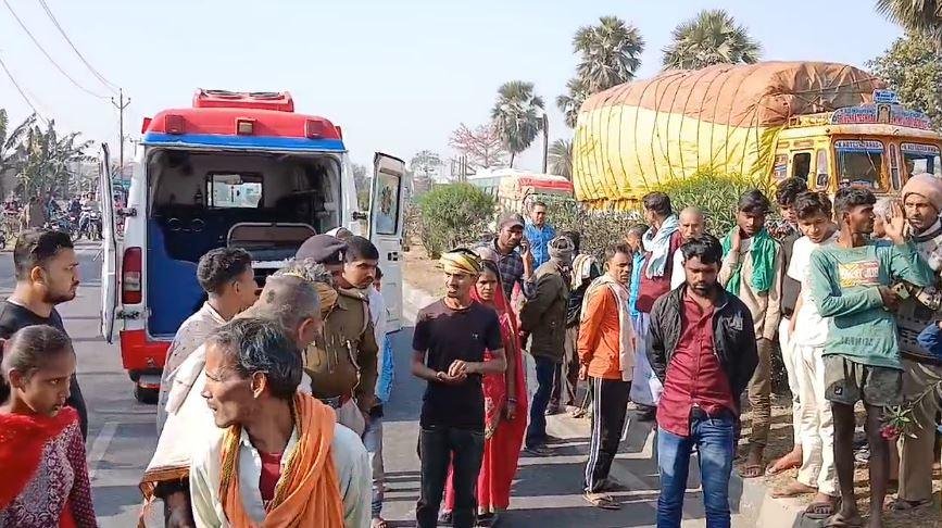 वाहन की ठोकर से बाइक सवार एक युवक की मौत | 22Scope News Hajipur Acc 1 22Scope News