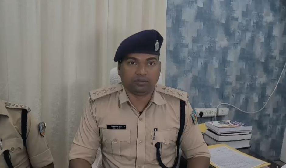 Ranchi Breaking : नशे के धंधेबाजों के खिलाफ बड़ी कार्रवाई, पूर्व जवान सहित 3 अपराधी धराए, ब्राउन शुगर...