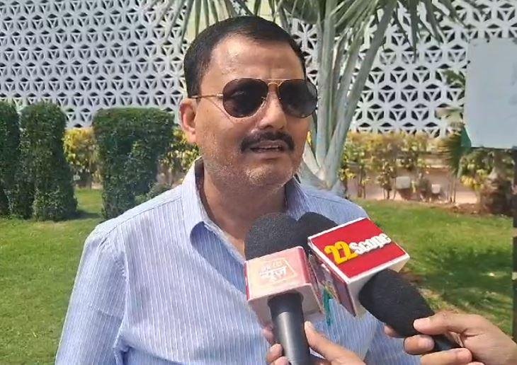 बिहार विधानसभा Live : नालंदा की घटना पर सदन में विपक्ष का हंगामा, सीएम ने लगायी क्लास बिहार विधानसभा Live : नालंदा की घटना पर सदन में विपक्ष का हंगामा, सीएम ने लगायी क्लास