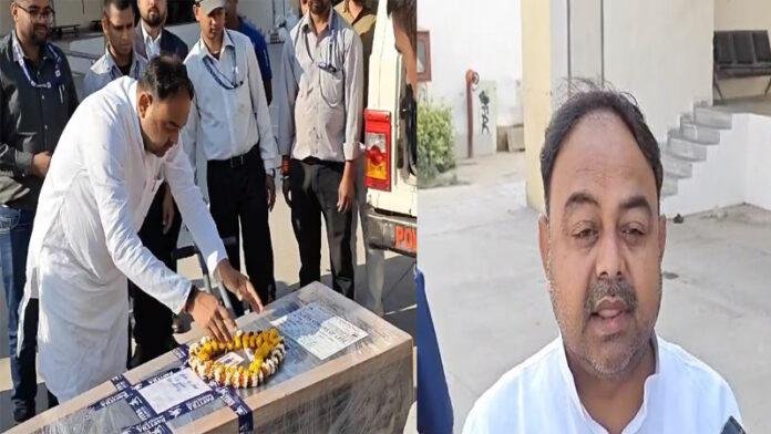 गोपालगंज के 3 लोगों की बेंगलुरु में हुई थी मौत, पार्थिव शरीर पहुंचा पटना, मंत्री ने दी श्रद्धांजलि