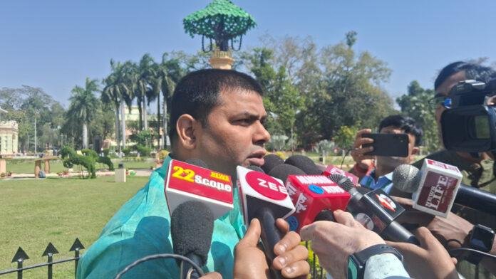 RJD विधायक का बड़ा खुलासा, पिछले दरवाजे से बने हुए हैं PMCH के सर्जरी विभाग के अधीक्षक
