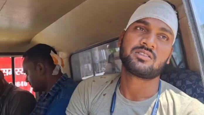 Sasaram Acc डंपर ने पिकअप में मारी टक्कर, 4 लोग घायल