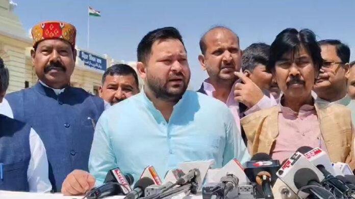 तेजस्वी का नीतीश पर जोरदार हमला, कहा- बिहार में 'लॉ एंड ऑर्डर' पूरी तरह से ध्वस्त
