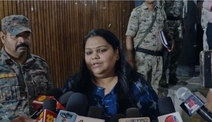 Hazaribagh : ईद, सरहुल और रामनवमी को लेकर शांति समिति की बैठक, 5000 पुलिस बल रहेंगे तैनात...