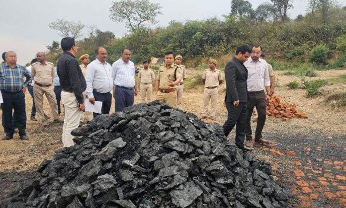 Ramgarh : अवैध खनन के खिलाफ प्रशासन सख्त, अवैध मुहानों को बंद करने का उपायुक्त ने दिया निर्देश...