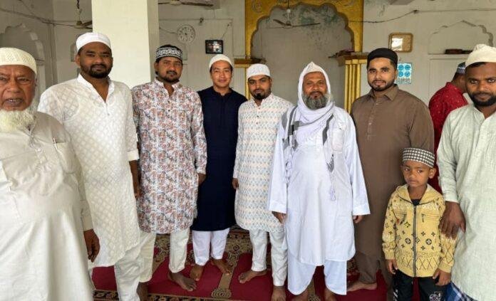 Ranchi : बुढ़मू में कुछ इस तरह मनाया गया ईद-उल-फितर का त्योहार.