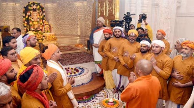 CM Yogi के अहम बोल - आक्रांता का महिमा मंडन देशद्रोह... 2 22Scope News अयोध्या में सीएम योगी की फाइल फोटो।