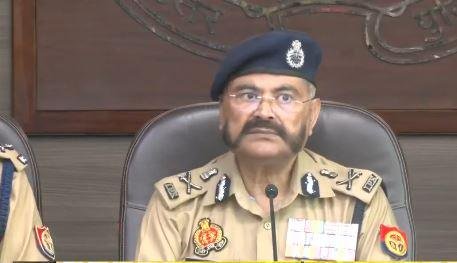 STF के रडार पर आए Babbar Khalsa International Terrorist के भारतीय संपर्की गिरफ्तार आतंकी की मीडिया को जानकारी देते यूपी के DGP प्रशांत कुमार