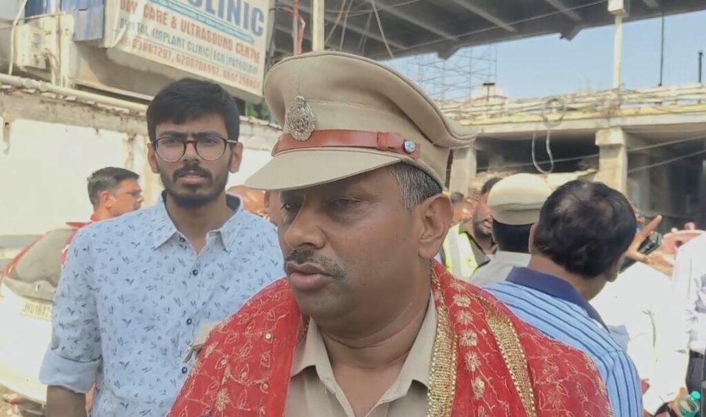 Ranchi : त्यौहारों में ना बिगड़े माहौल, अलर्ट मोड में प्रशासन, डीसी और सिटी एसपी ने किया निरीक्षण...