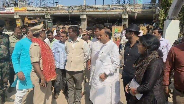 Ranchi : त्यौहार में ना बिगड़े माहौल, अलर्ट मोड में प्रशासन, डीसी और एसएसपी ने किया निरीक्षण...