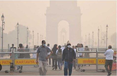 दुनिया में सबसे प्रदूषित राजधानी है दिल्ली दिल्ली में प्रदूषण की सांकेतिक फोटो