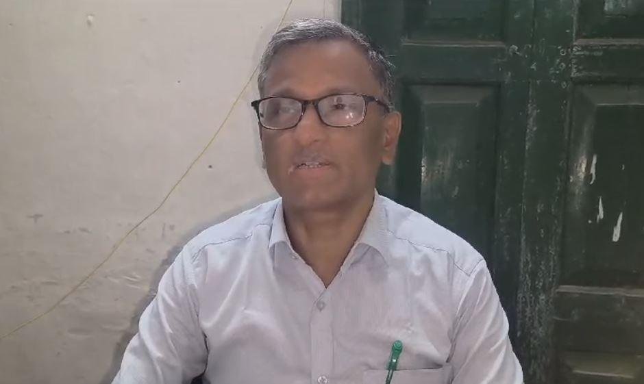 Gumla Accident : खौफनाक सड़क हादसा, तेज रफ्तार बाइक डिवाइडर से टकराई, दर्दनाक मौत...