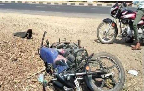 आगरा बाइक हादसे की सांकेतिक फोटो