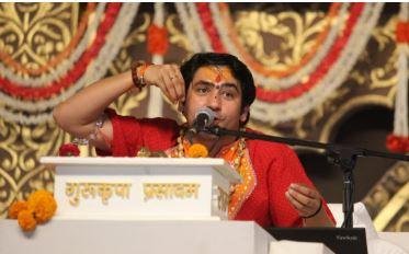 मेरठ में बाबा बागेश्वर बोले - अब अब शांति नहीं क्रांति की जरूरत... मेरठ में बागेश्वर धाम बाबा