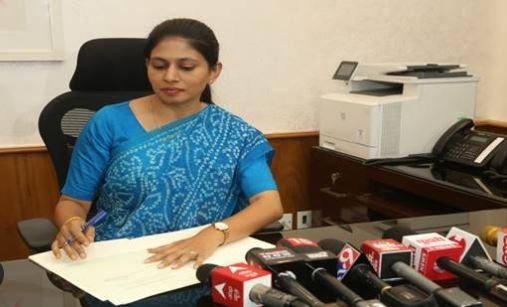केंद्रीय मंत्री रक्षा खडसे की बेटी से छेड़छाड़ के सातों आरोपी शिंदे वाली शिवसेना के, 2 गिरफ्तार केंद्रीय राज्यमंत्री रक्षा खडसे
