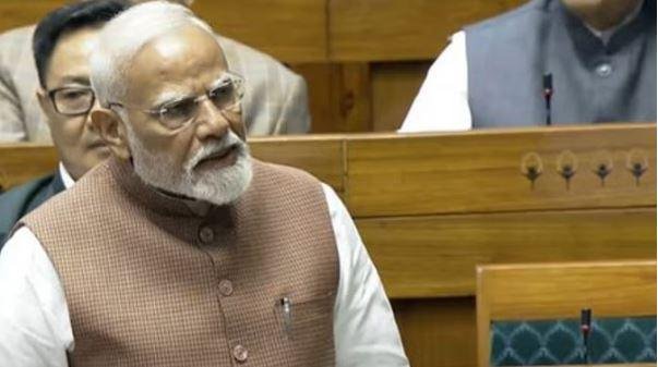 लोकसभा में मंगलवार को बोलते पीएम मोदी