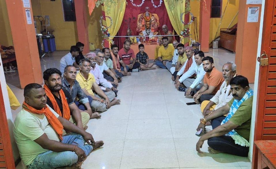 Buxar में रामनवमी के जुलुस में हेलिकॉप्टर से होगी पुष्पवर्षा, विश्वामित्र सेना....