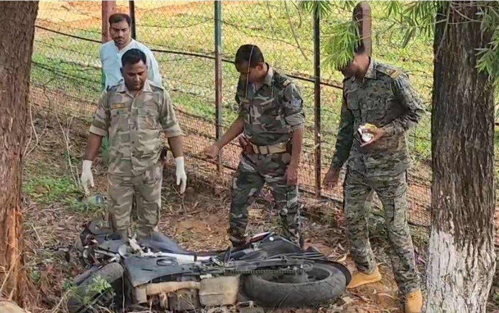 Hazaribagh : घटना के बाद जांच में जुटी पुलिस