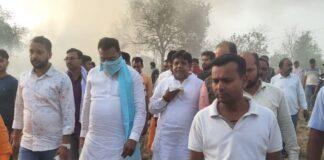 भुचुंगडीह में कोयले की अवैध खदान में लगी आग का निरीक्षण करने पहुंचे सांसद मनीष जायसवाल