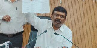 एक्शन में ACS, आधी रात 11,801 शिक्षकों का तबादला