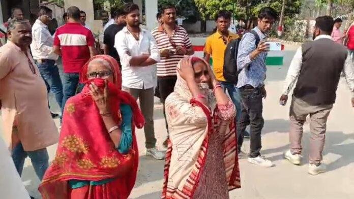 Acid Attack मामला : पुलिस की बड़ी कार्रवाई, हिरासत में 2 लोग