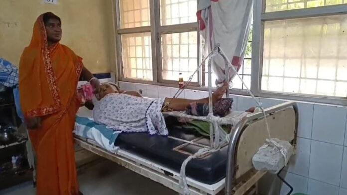 सरकारी अस्पताल में ईंट से लटका स्वास्थ्य सिस्टम, 2 महीने से परेशान हैं मरीज