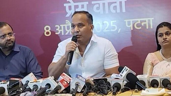 IPS Shivdeep Lande Breaking : अधिकारी से राजनेता बने 'सिंघम'