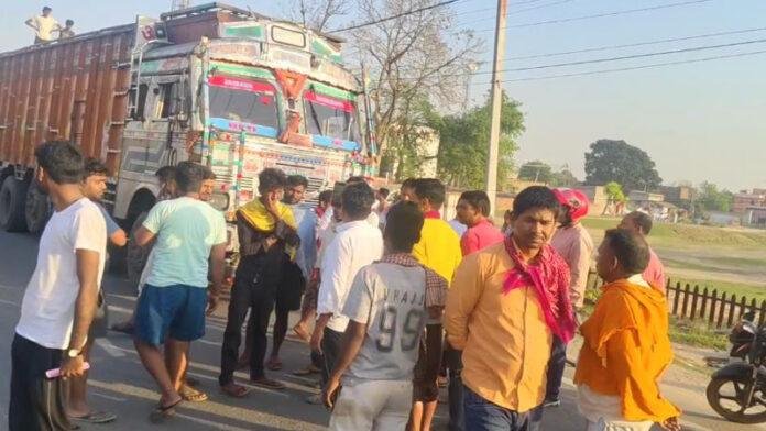 मवेशी तस्करी का खुलासा, ग्रामीणों की सतर्कता से पकड़ा गया ट्रक