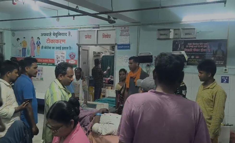 Gumla Accident : 15 लोग गंभीर रुप से घायल