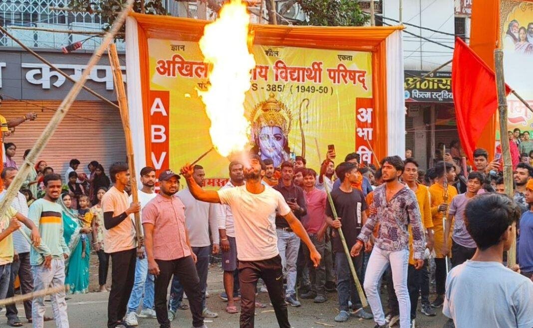 Giridih : शौर्य व पराक्रम का महापर्व रामनवमी को लेकर निकला अखाड़ा दल, सुरक्षा के पुख्ता इंतजाम...