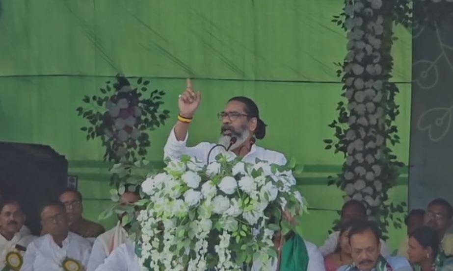 Hazaribagh में बीजेपी पर जमकर बरसे सीएम हेमंत