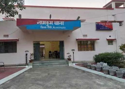 Breaking : घूस लेते रंगेहाथ धराया नामकोम थाने का दारोगा, एसीबी की बड़ी कार्रवाई... Breaking : नामकोम थाना का दारोगा घूस लेते रंगेहाथ धराया