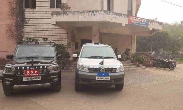 Jamshedpur : जुगसलाई थाना के 8 पुलिसकर्मी एक साथ हो गए सस्पेंड, जाने क्या है पूरा मामला...