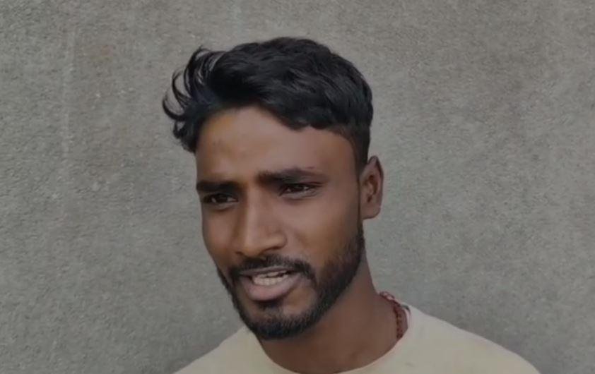 Koderma : घर से विवाहिता का फंदे से झूलता हुआ शव बरामद, परिजनों ने जताई हत्या की आशंका...