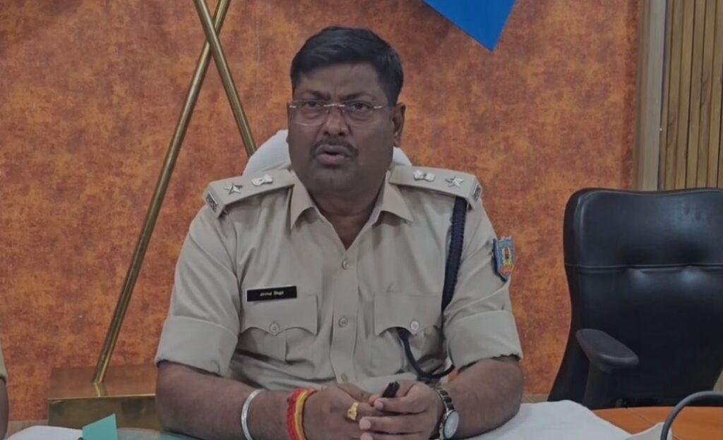 Hazaribagh : पड़ोसी पर आया भाभी का दिल, इस शख्स ने उतार दिया दोनों को मौत के घाट! जांच में जुटी पुलिस...