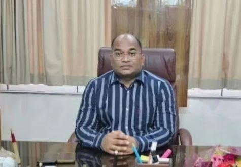 Hazaribagh : एसडीओ को बताया निर्दोष