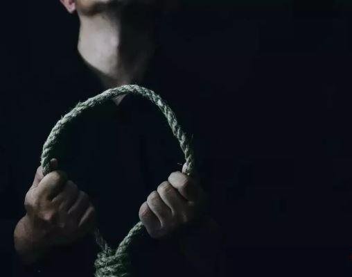 200 आत्मसमर्पण करने वाला नक्सली ने जेल में किया आत्महत्या