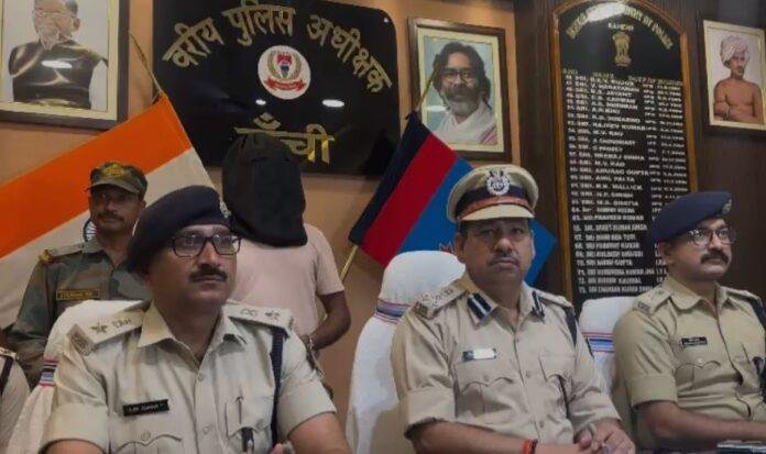 Ranchi Crime : कांके में अवैध पिस्टल के साथ एक अपराधी चढ़ा पुलिस के हत्थे...