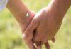 Love Affairs : 6 बच्चों की मां को हुआ भांजे के साथ प्यार, जेवर लेकर दोनो फरार, यहां का है मामला...