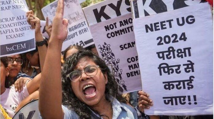 नीट पेपर लीक: संजीव मुखिया गिरोह ने बिहार, झारखंड और उड़ीसा के पांच ठिकानों पर रटवाए प्रश्नपत्र, एमबीबीएस डॉक्टरों की ली गई मदद