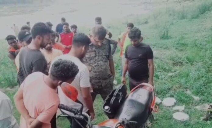 Dhanbad : अंतिम संस्कार में गए व्यक्ति का शव मिलने से मची सनसनी, जांच में जुटी पुलिस...