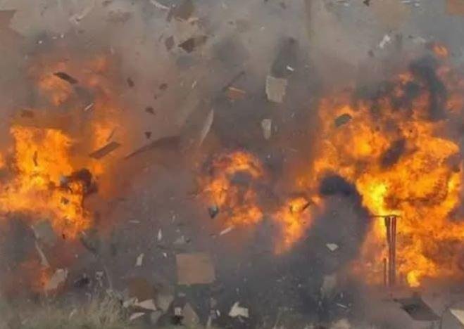 Chaibasa IED Blast : सारंडा के जंगल में फिर हुआ IED ब्लास्ट, एक जवान घायल रांची रेफर...